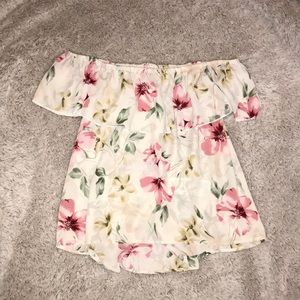 Short Sleeve Off the shoulder top